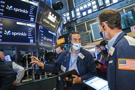 Stock market today: Wall Street listless early ahead of new labor market data